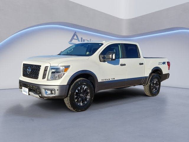 2018 Nissan Titan PRO-4X Crew Cab 4WD
