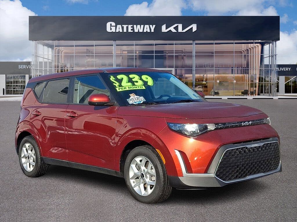 2023 Kia Soul LX FWD