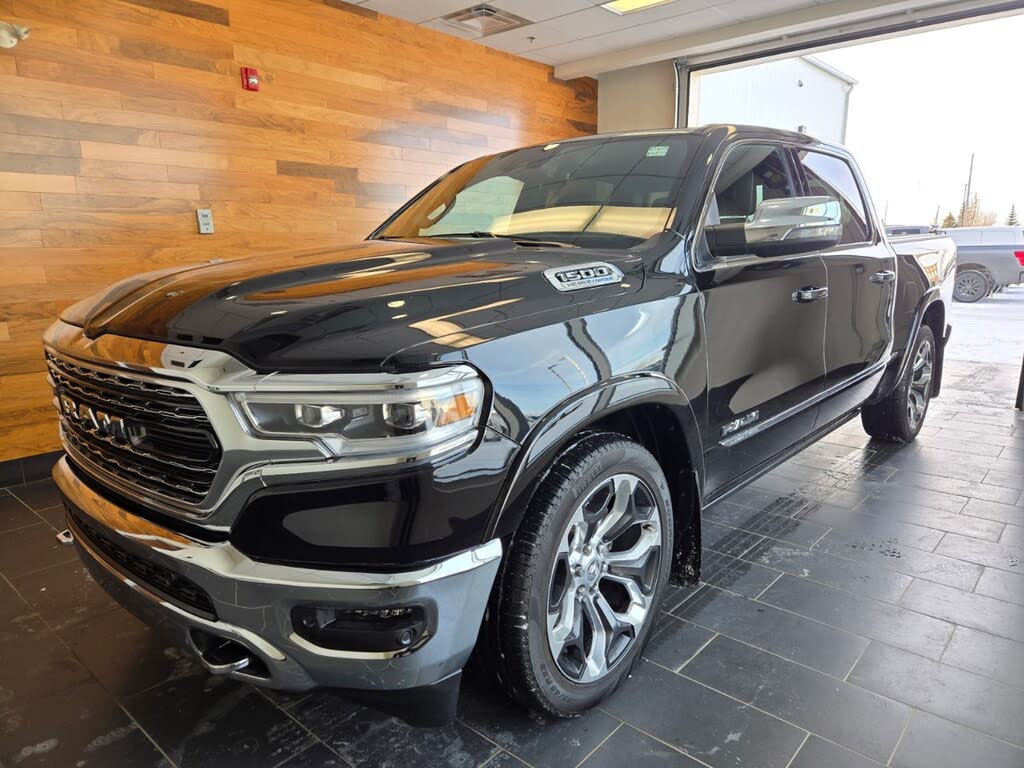 RAM 1500 Limited Crew Cab 4WD 2023