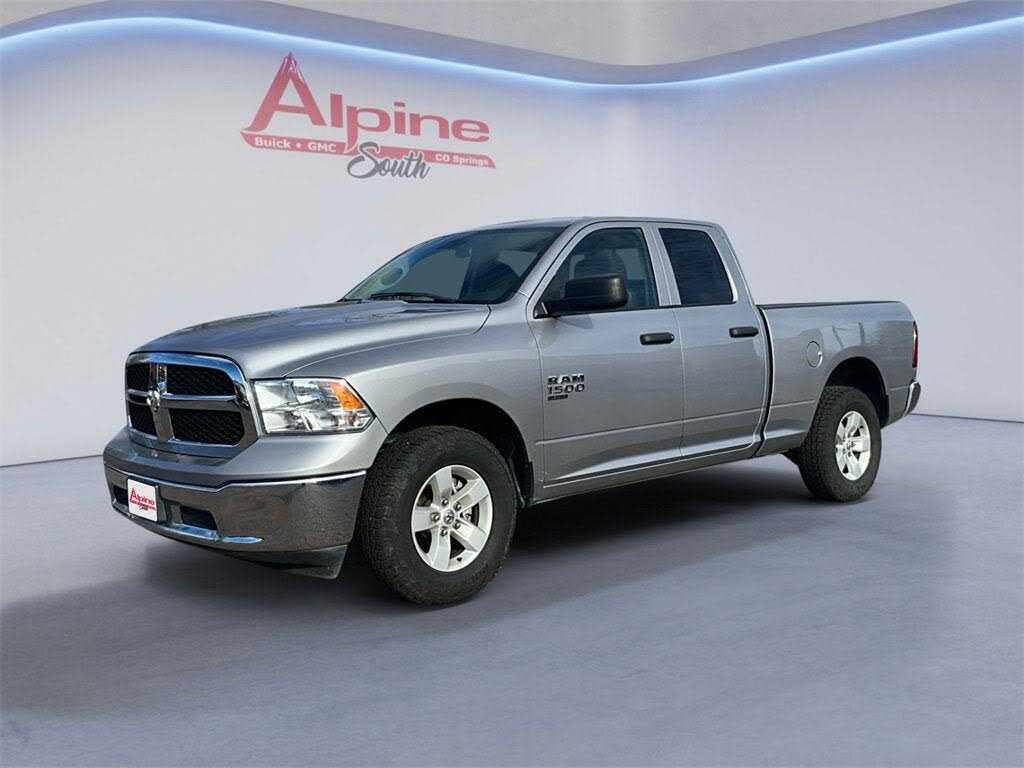 2024 RAM 1500 Classic SLT Quad Cab 4WD