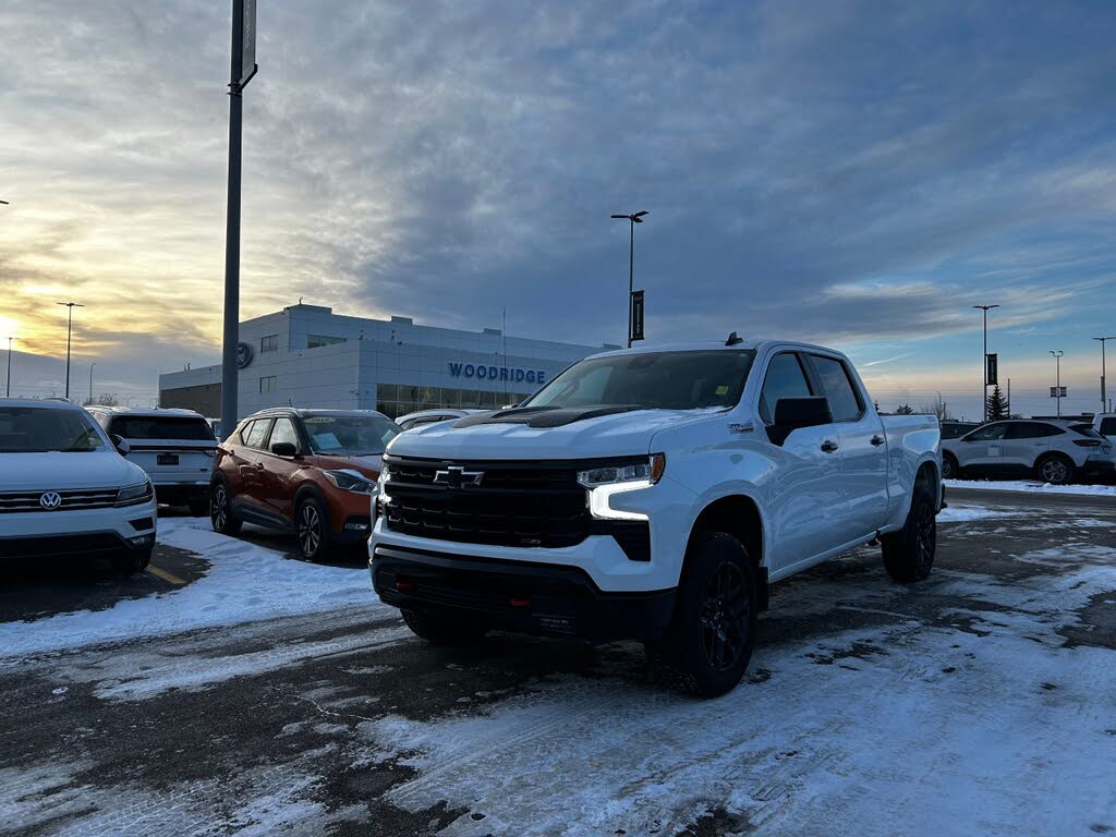 2025 Chevrolet Silverado 1500 LT Trail Boss Crew Cab 4WD