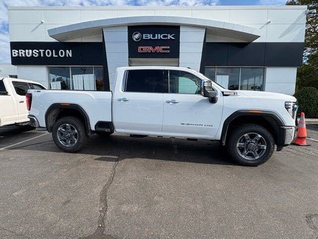 2026 GMC Sierra 2500HD SLT Crew Cab 4WD
