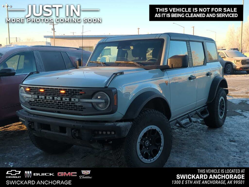 2021 Ford Bronco Advanced 4-Door 4WD