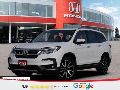 2022 Honda Pilot Touring AWD with Rear Captain's Chairs