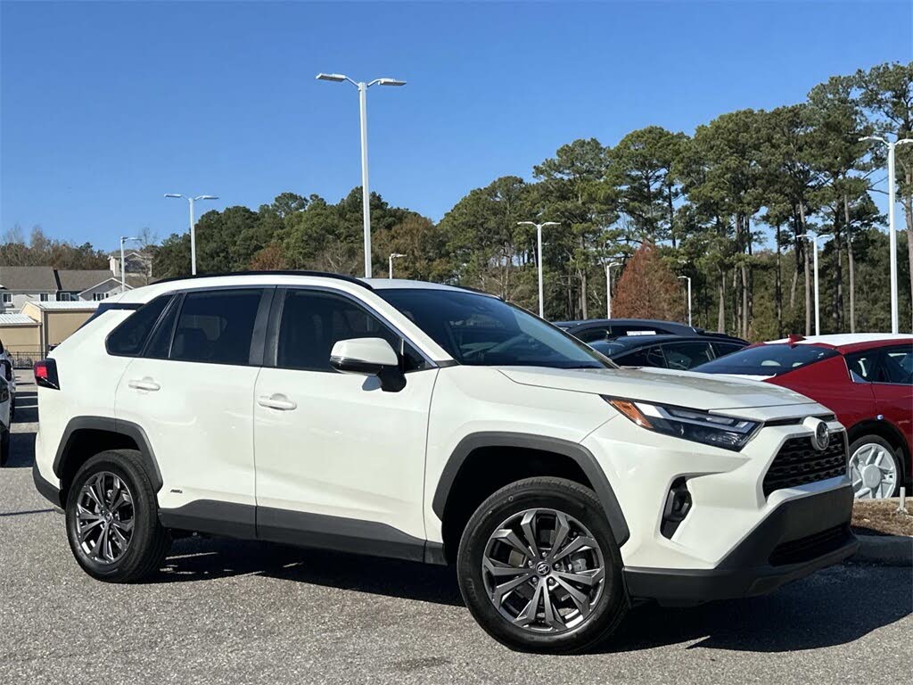 2022 Toyota RAV4 Hybrid XLE Premium AWD