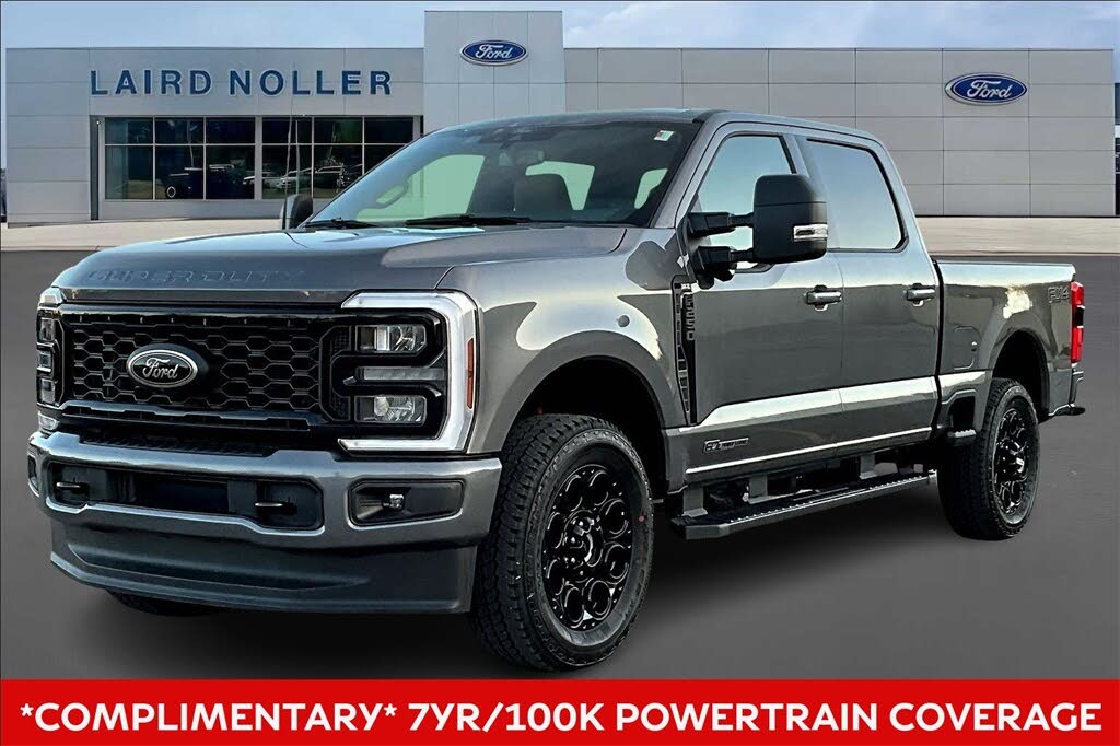 2025 Ford F-250 Super Duty XLT Crew Cab 4WD