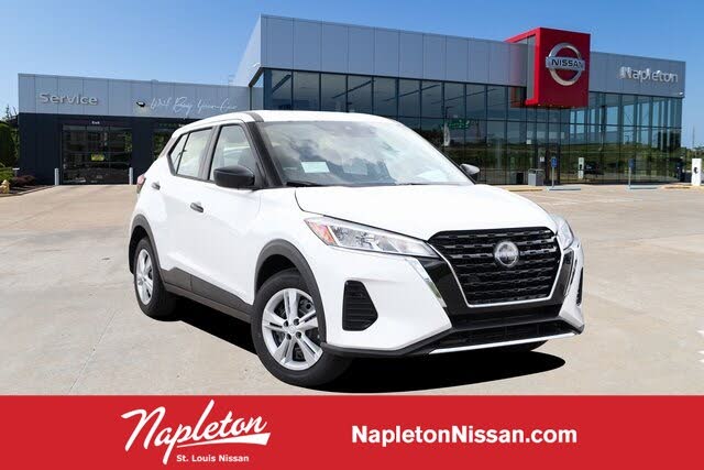 2025 Nissan Kicks Play S FWD