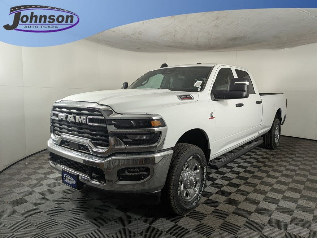 2026 RAM 2500 Tradesman Crew Cab LB 4WD