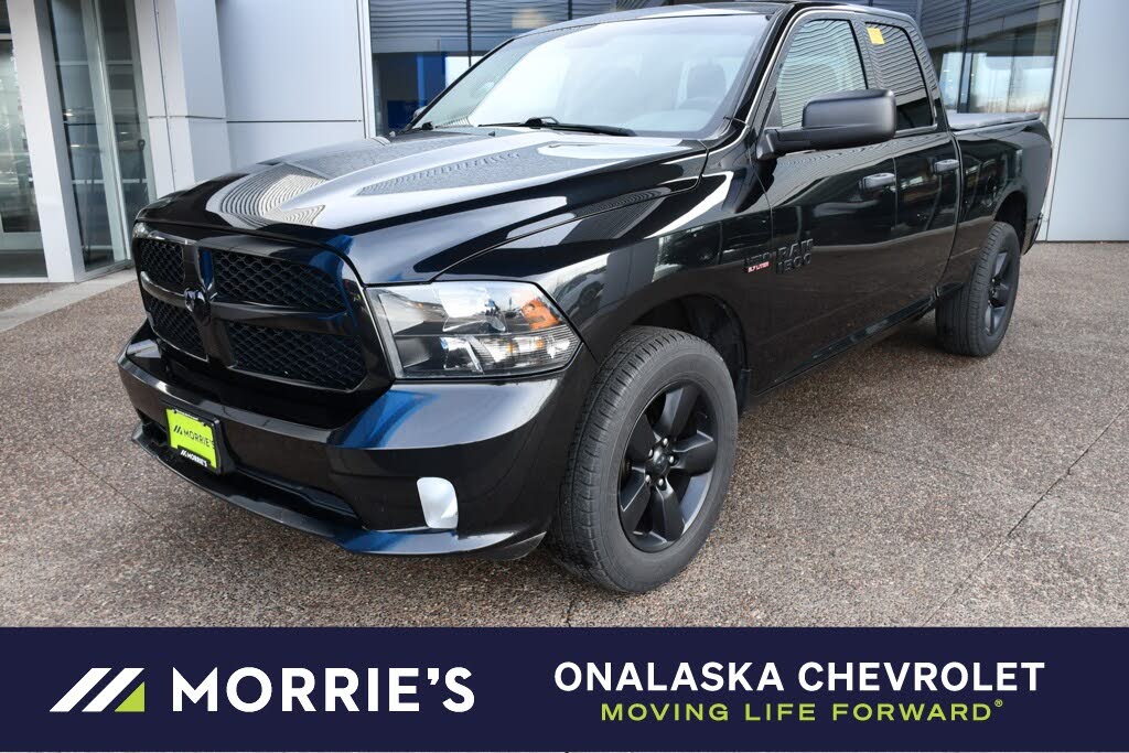 2018 RAM 1500 Express Quad Cab 4WD