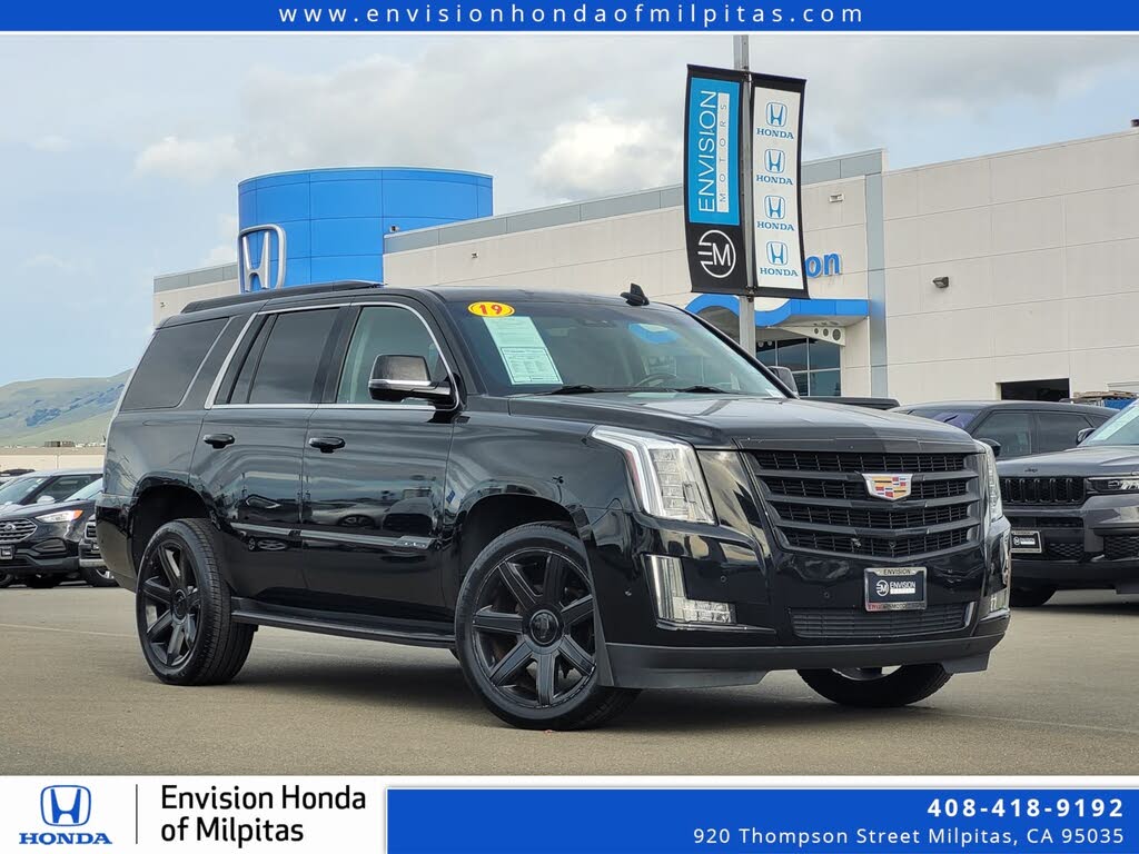 2019 Cadillac Escalade Luxury RWD