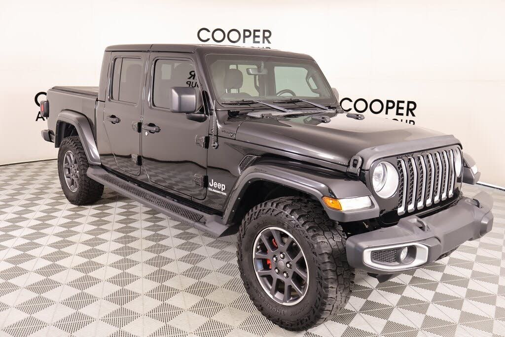 2021 Jeep Gladiator Overland Crew Cab 4WD