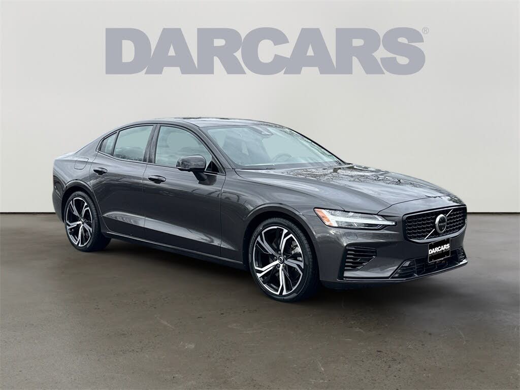 2023 Volvo S60 Recharge T8 Ultimate Dark Theme eAWD