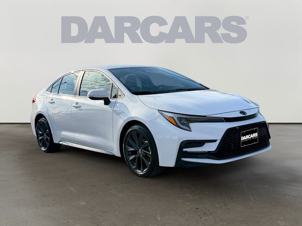 2025 Toyota Corolla SE FWD