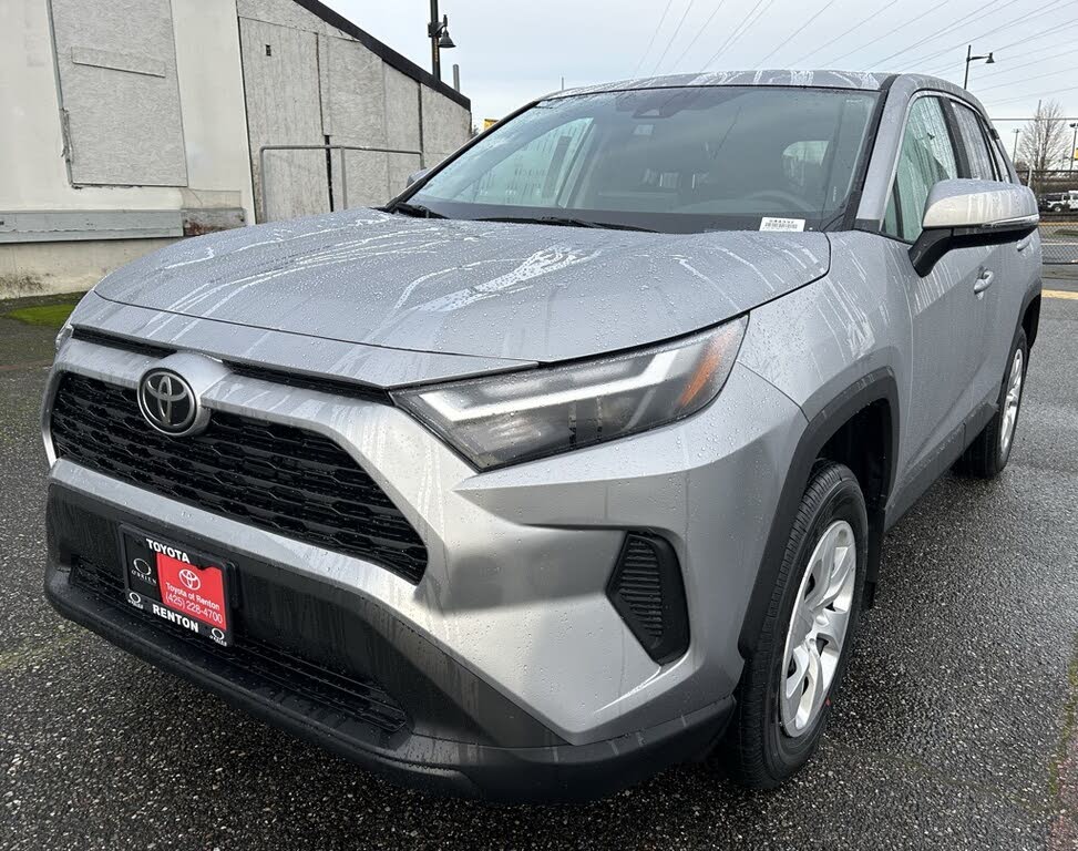 2025 Toyota RAV4 LE AWD