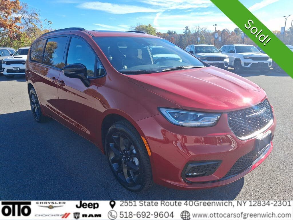 2026 Chrysler Pacifica Limited AWD