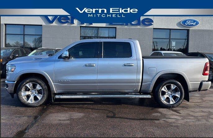 2020 RAM 1500 Laramie Crew Cab 4WD
