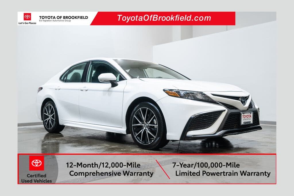 2024 Toyota Camry SE FWD