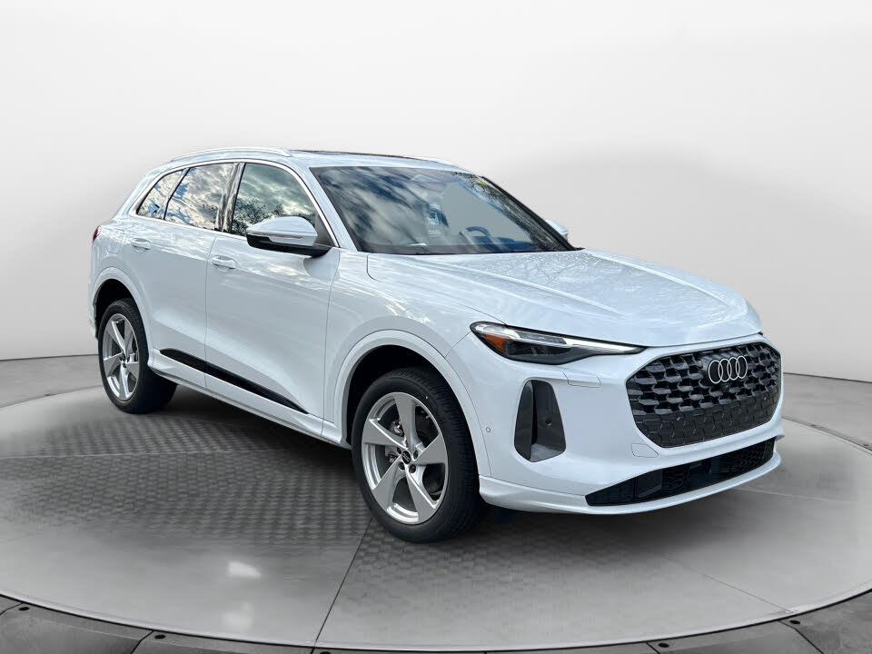 2025 Audi Q5 quattro Premium Plus 40 TFSI