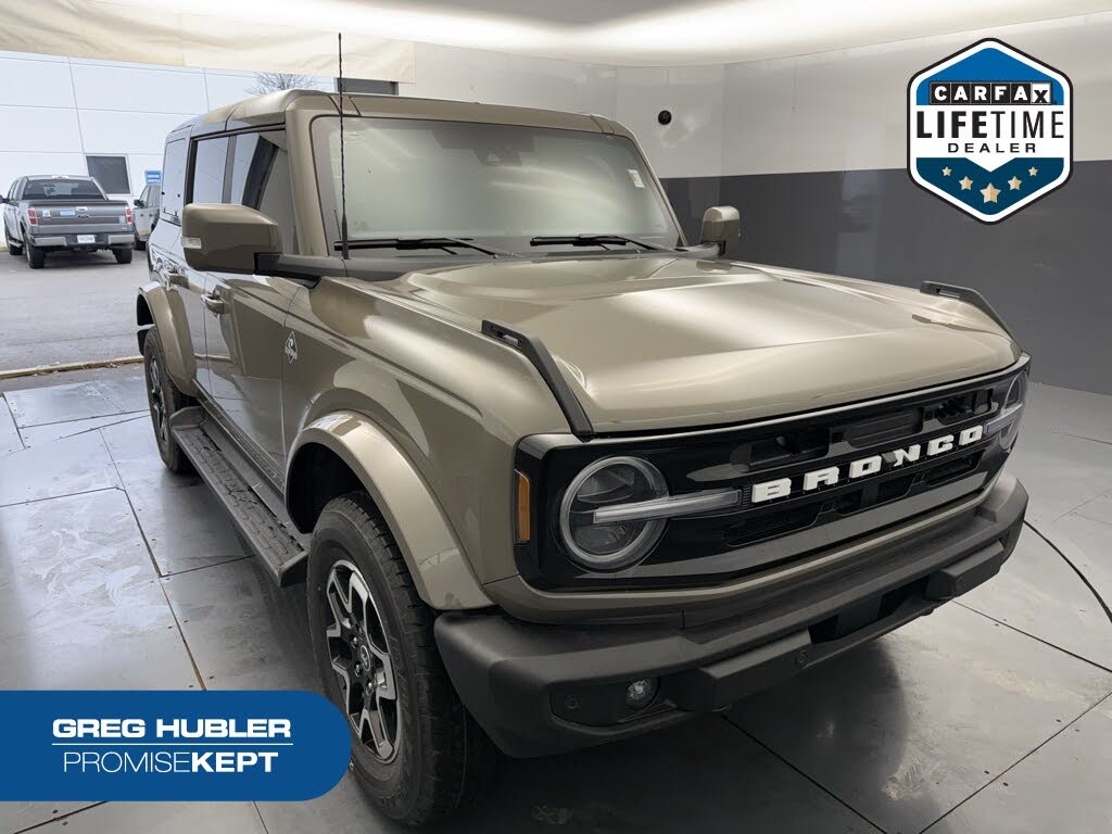 2025 Ford Bronco Outer Banks 4-Door 4WD