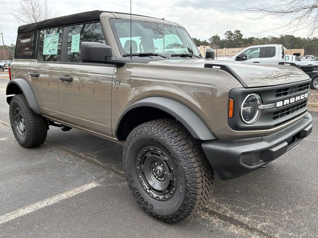 2025 Ford Bronco 4-Door 4WD