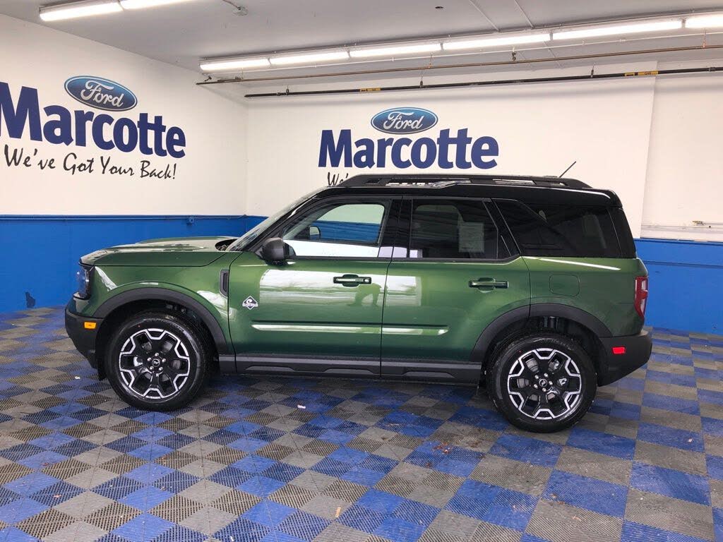 2025 Ford Bronco Sport Outer Banks AWD