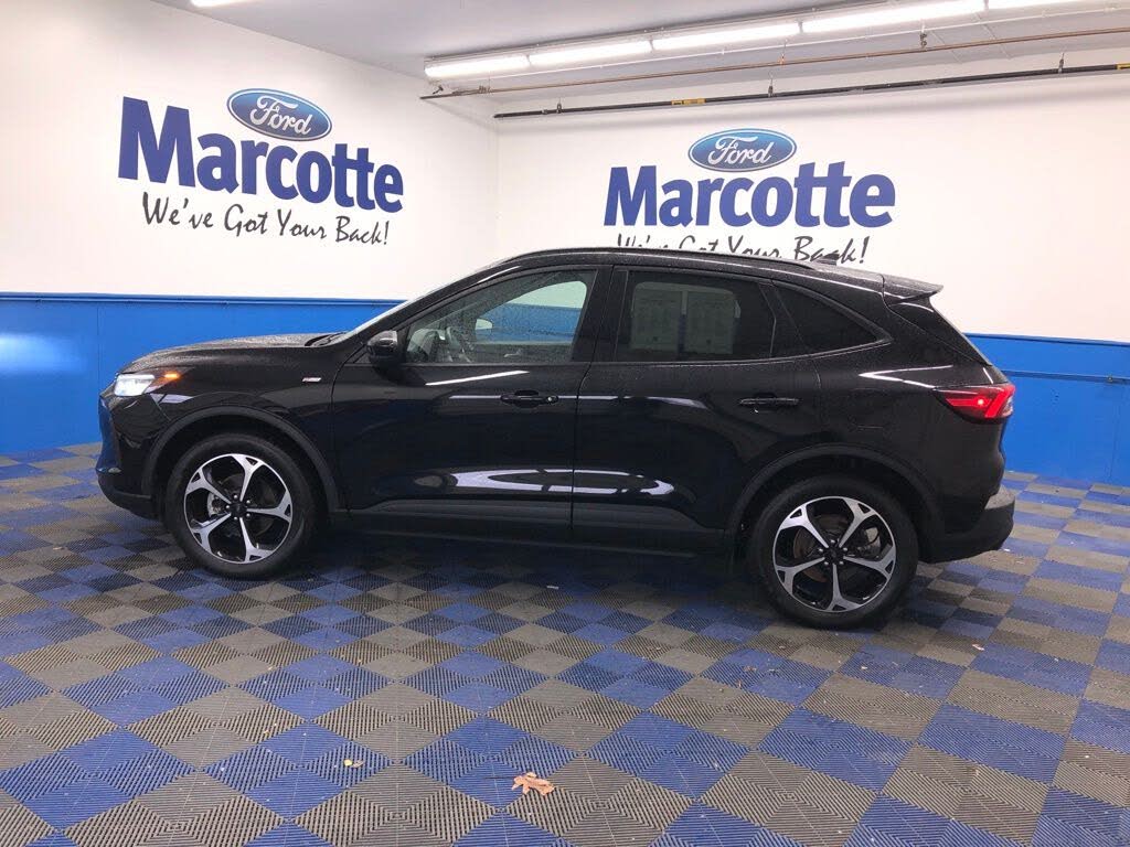 2025 Ford Escape Hybrid ST-Line Select AWD