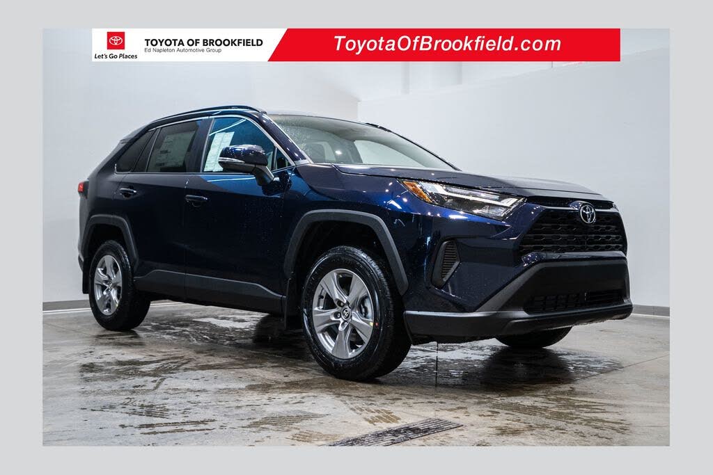 2025 Toyota RAV4 XLE AWD
