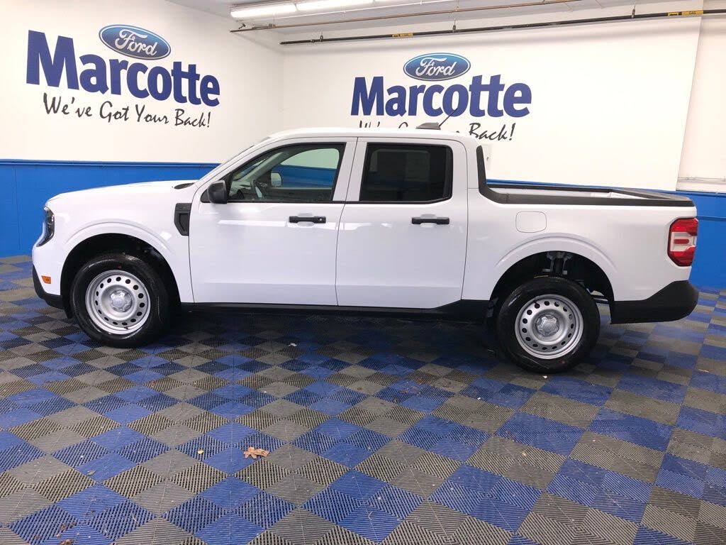 2026 Ford Maverick XL SuperCrew FWD