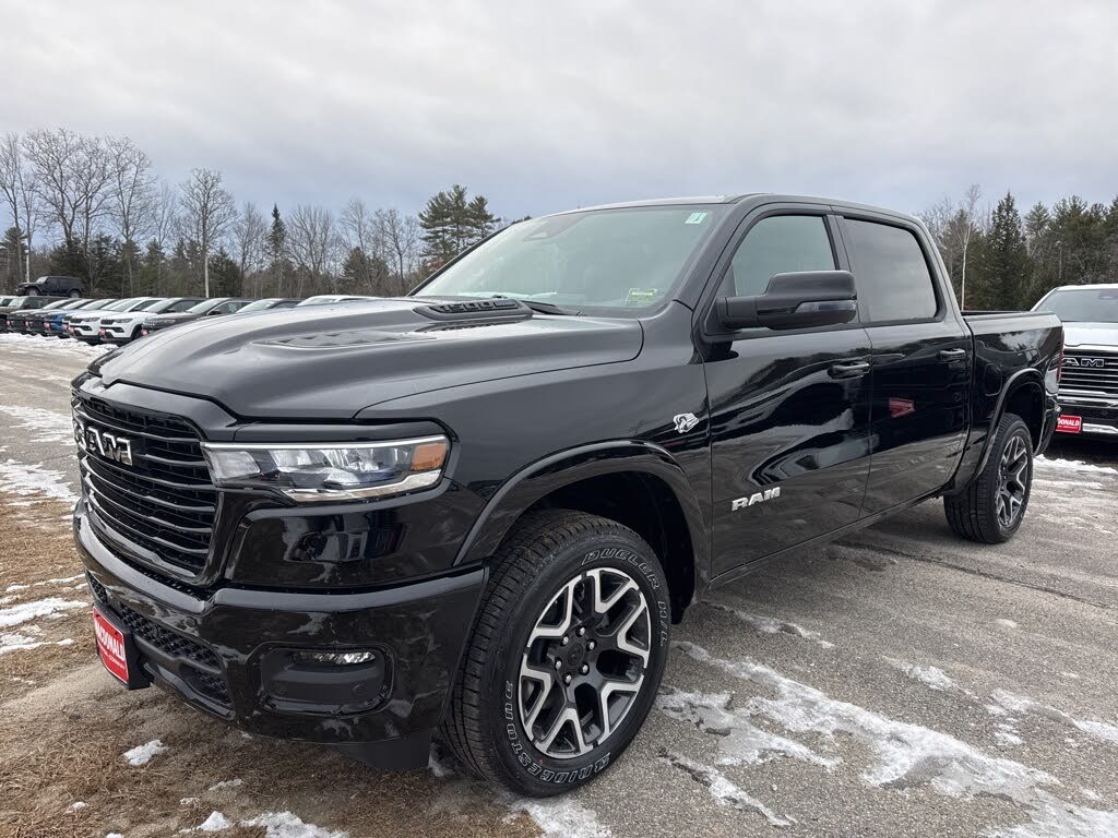 2026 RAM 1500 Laramie Crew Cab 4WD