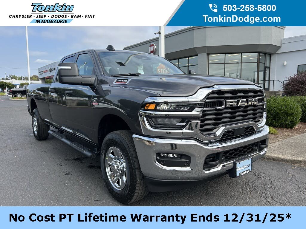 2026 RAM 3500 Tradesman Crew Cab LB 4WD