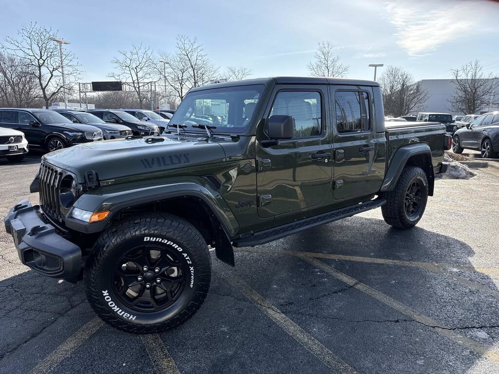 2022 Jeep Gladiator Willys Crew Cab 4WD