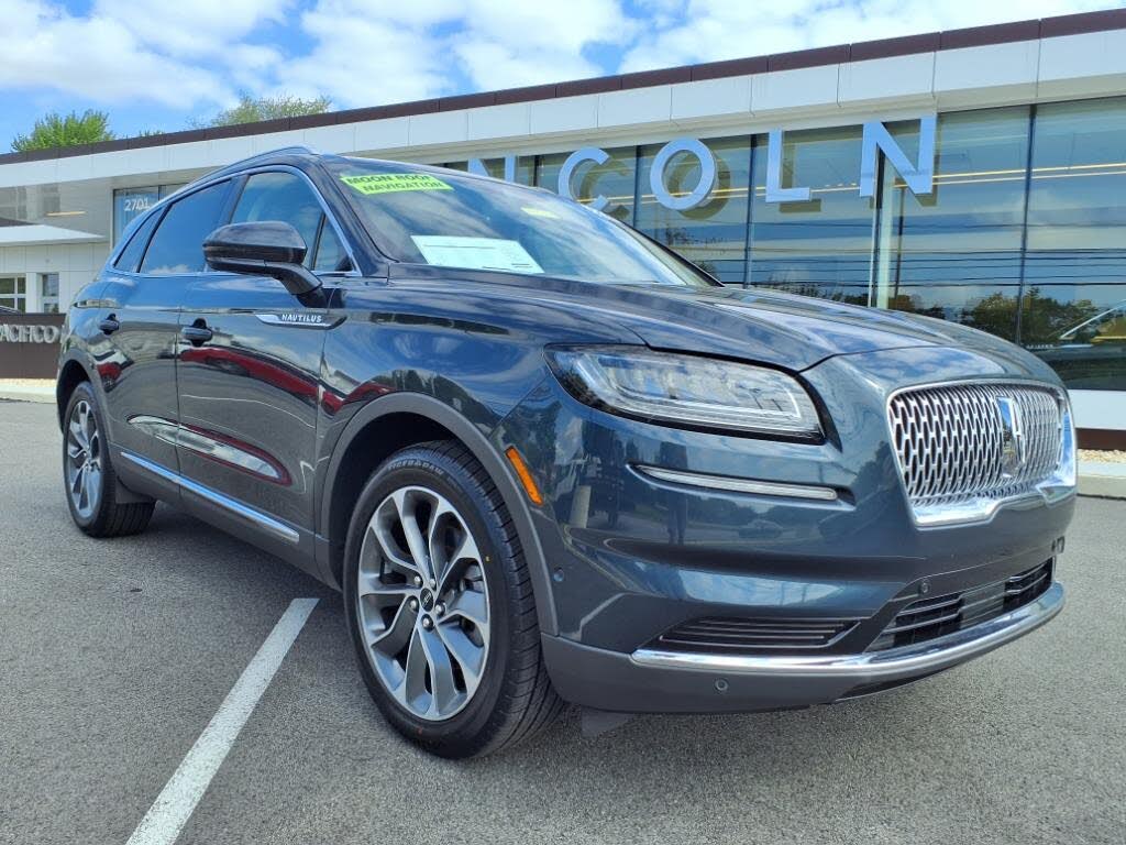 2022 Lincoln Nautilus Reserve AWD