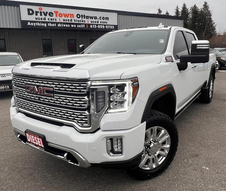 2023 GMC Sierra 2500HD Denali Crew Cab 4WD