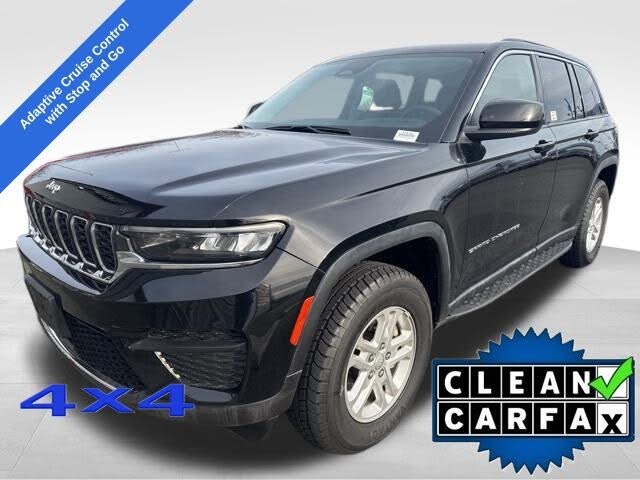 2023 Jeep Grand Cherokee Laredo 4WD