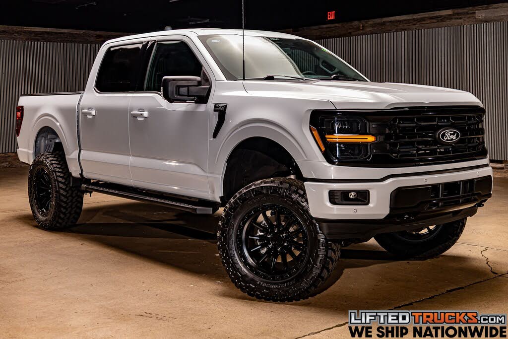 2025 Ford F-150 XLT SuperCrew 4WD