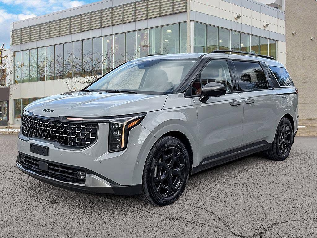 2025 Kia Carnival SX FWD