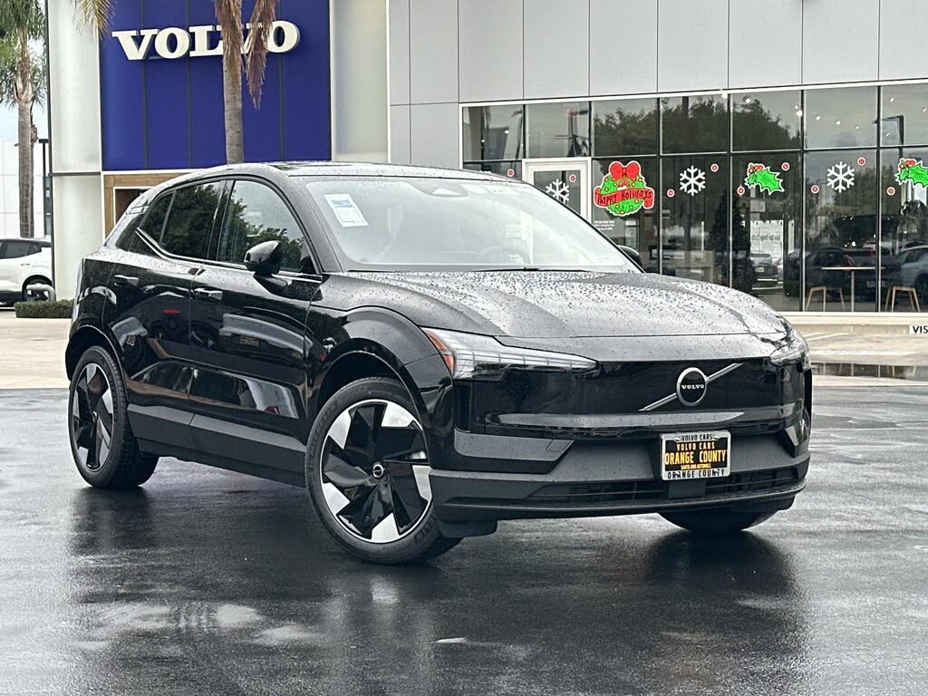 2026 Volvo EX30 Twin Plus eAWD