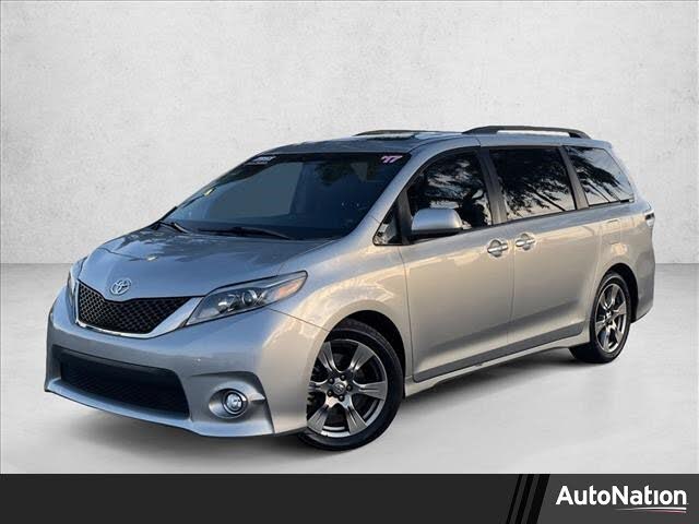 2017 Toyota Sienna SE 8-Passenger FWD