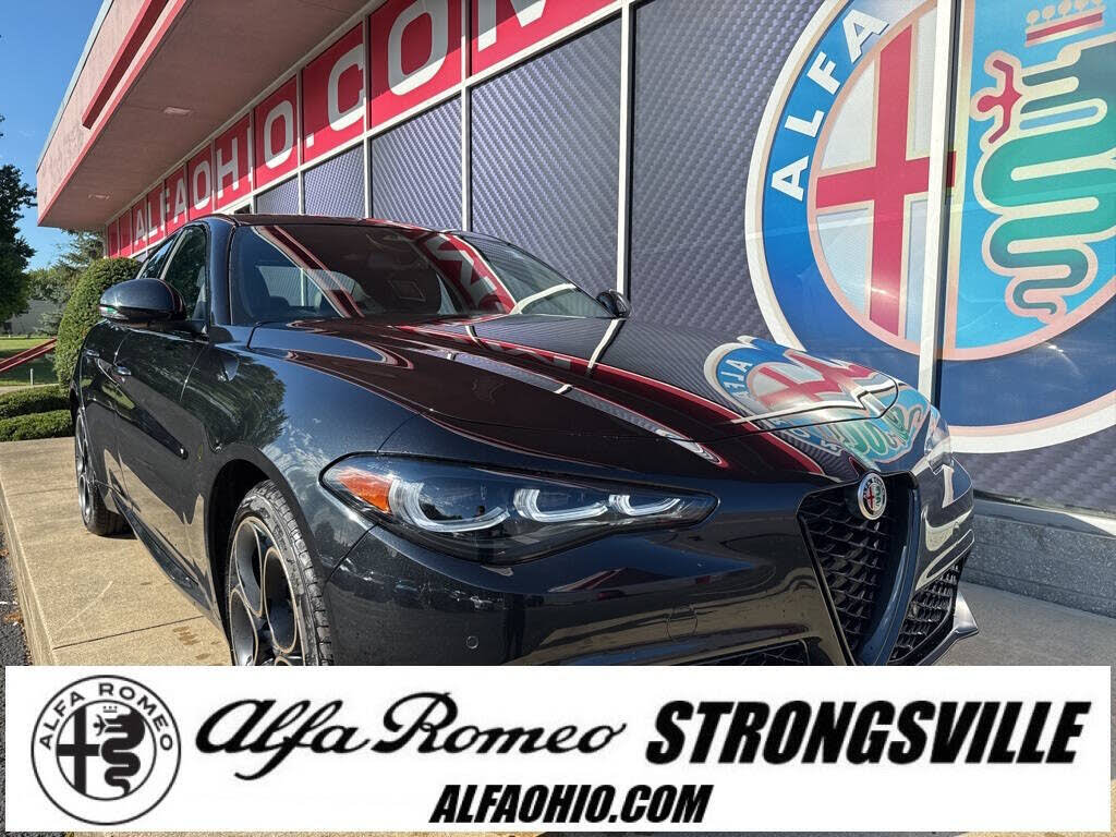 2025 Alfa Romeo Giulia Intensa AWD