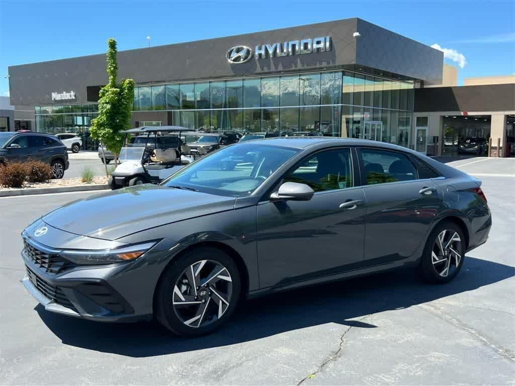 2025 Hyundai Elantra SEL Convenience FWD