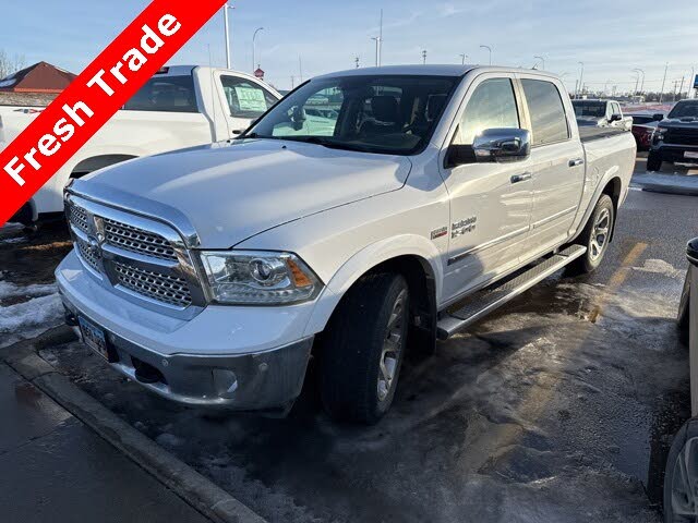 2015 RAM 1500 Laramie Crew Cab 4WD