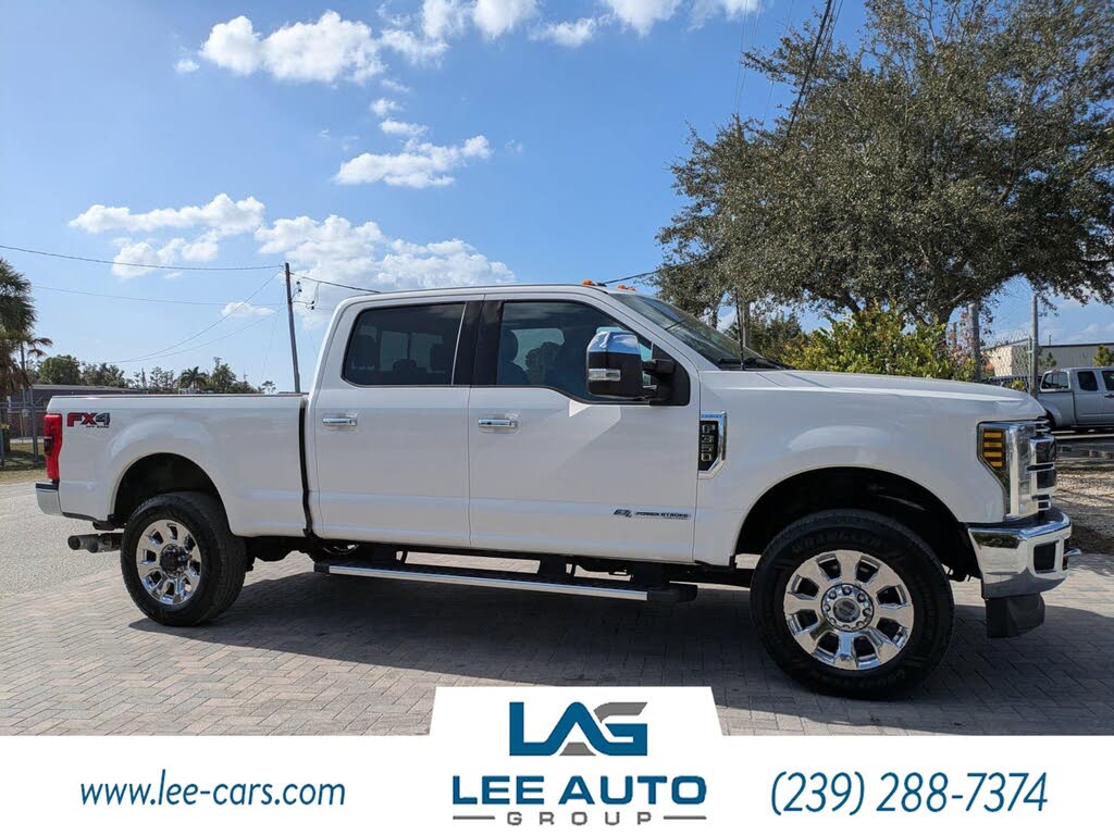 2018 Ford F-350 Super Duty Lariat Crew Cab 4WD