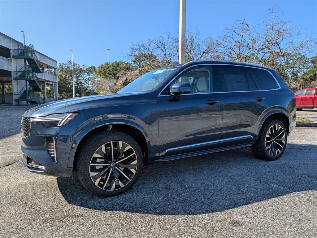 2026 Volvo XC90 B6 Ultra 7-Passenger AWD