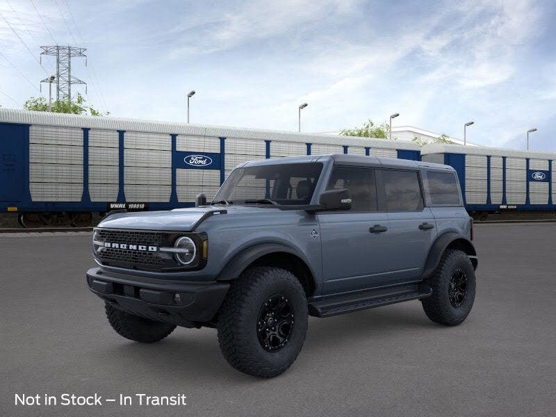 2025 Ford Bronco Outer Banks 4-Door 4WD