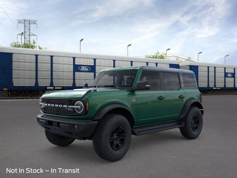 2025 Ford Bronco Outer Banks 4-Door 4WD