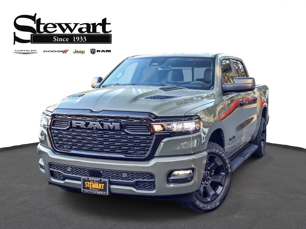 2026 RAM 1500 Express Crew Cab 4WD