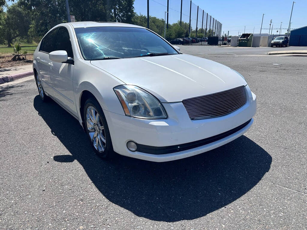 2005 Nissan Maxima SE