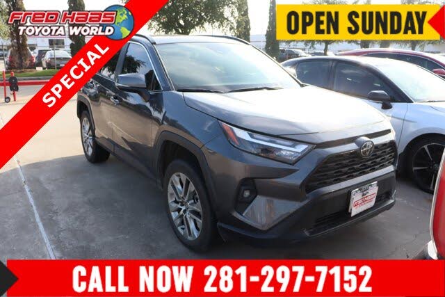 2024 Toyota RAV4 XLE Premium FWD