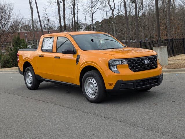 2026 Ford Maverick XL SuperCrew FWD