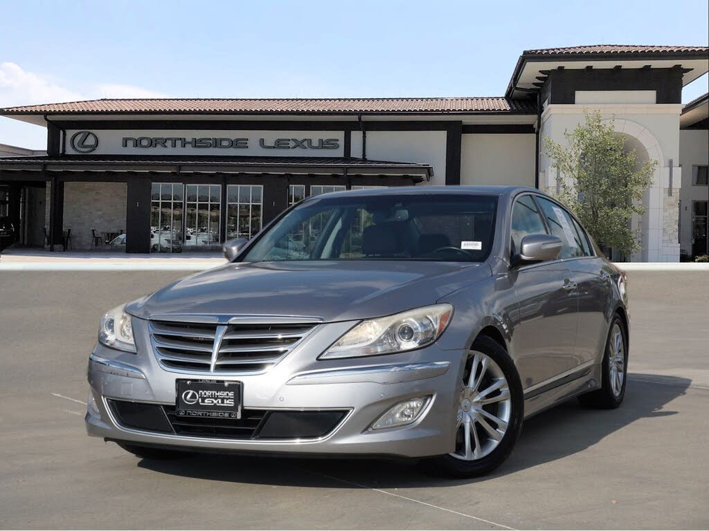 2012 Hyundai Genesis 4.6 RWD